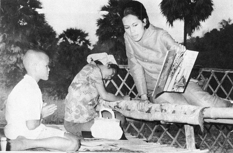 พระราชกรณียกิจ สมเด็จพระนางเจ้าสิริกิติ์ พระบรมราชินีนาถ พระบรมราชชนนีพันปีหลวง